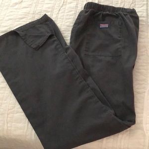 Cherokee Workwear scrubs in grey